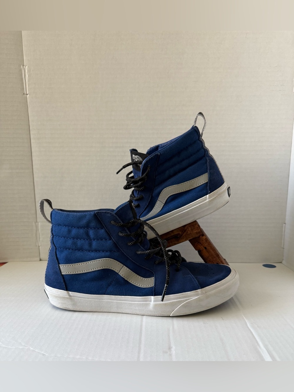 Vans High Top Sneakers Men Size 8.5 Women 10 Off The Wall Old Skool Canvas Blue